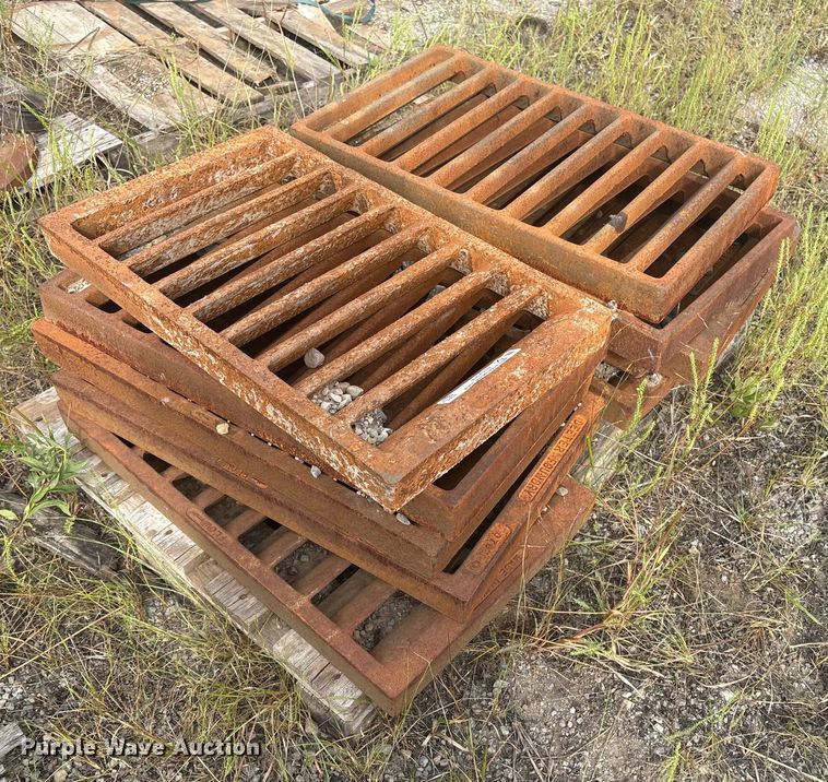 image for item EH7519 Deeter Foundry storm Grates