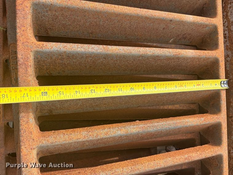 image for item EH7519 Deeter Foundry storm Grates