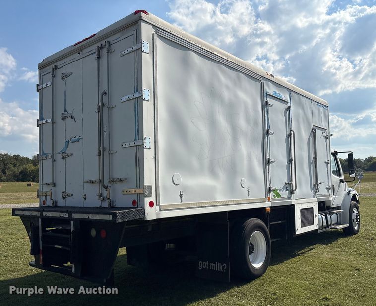 image for item EH7524 2007 Freightliner Business Class M2 refrigerated truck