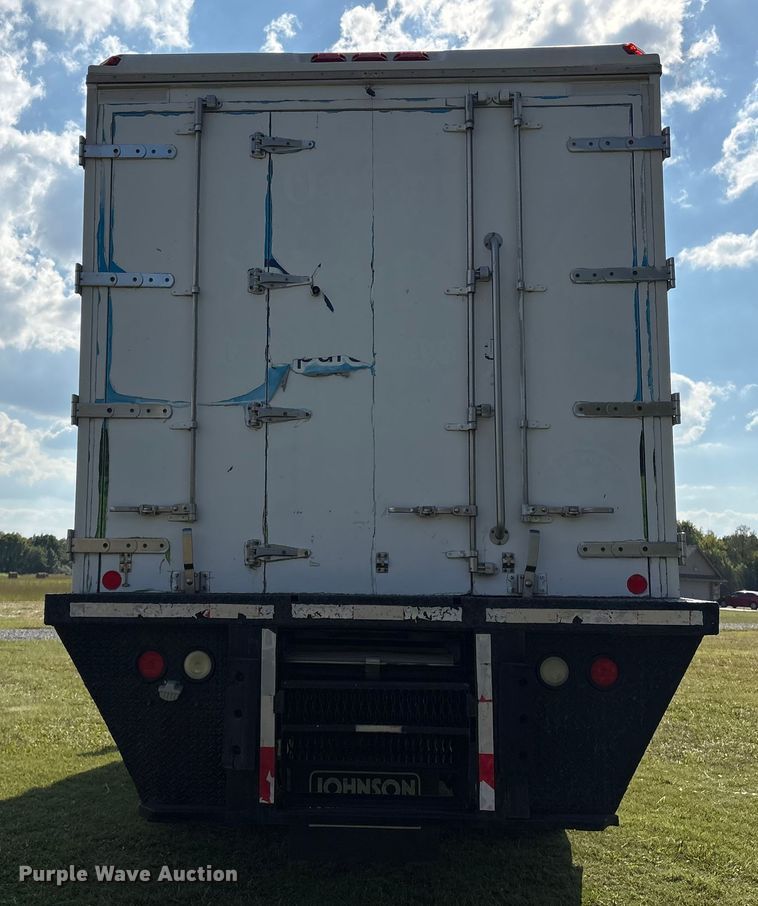 image for item EH7524 2007 Freightliner Business Class M2 refrigerated truck