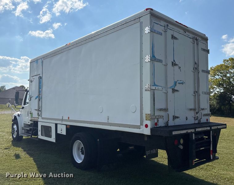 image for item EH7524 2007 Freightliner Business Class M2 refrigerated truck