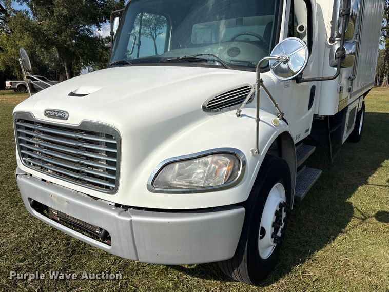 image for item EH7524 2007 Freightliner Business Class M2 refrigerated truck