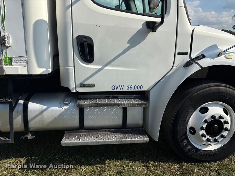 image for item EH7524 2007 Freightliner Business Class M2 refrigerated truck