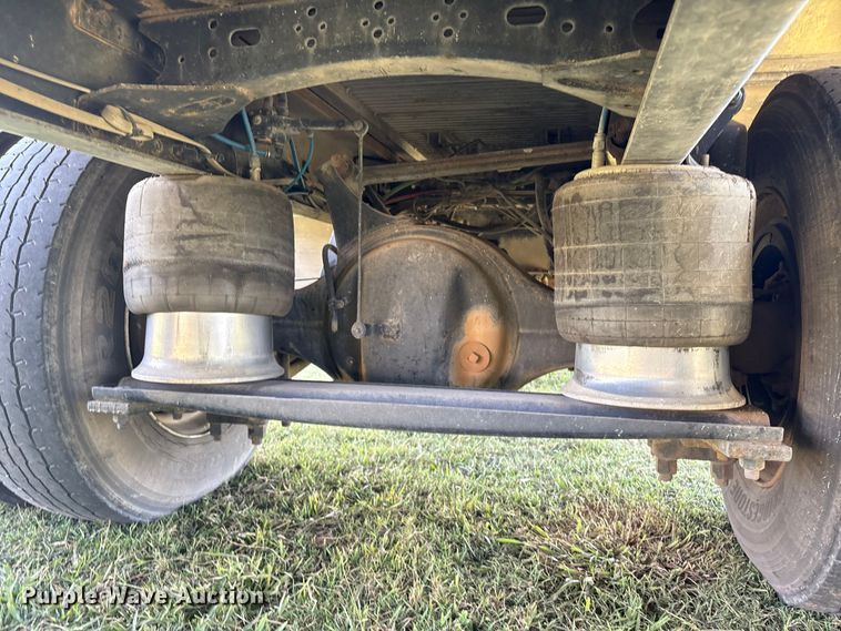 image for item EH7524 2007 Freightliner Business Class M2 refrigerated truck