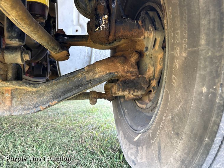 image for item EH7524 2007 Freightliner Business Class M2 refrigerated truck