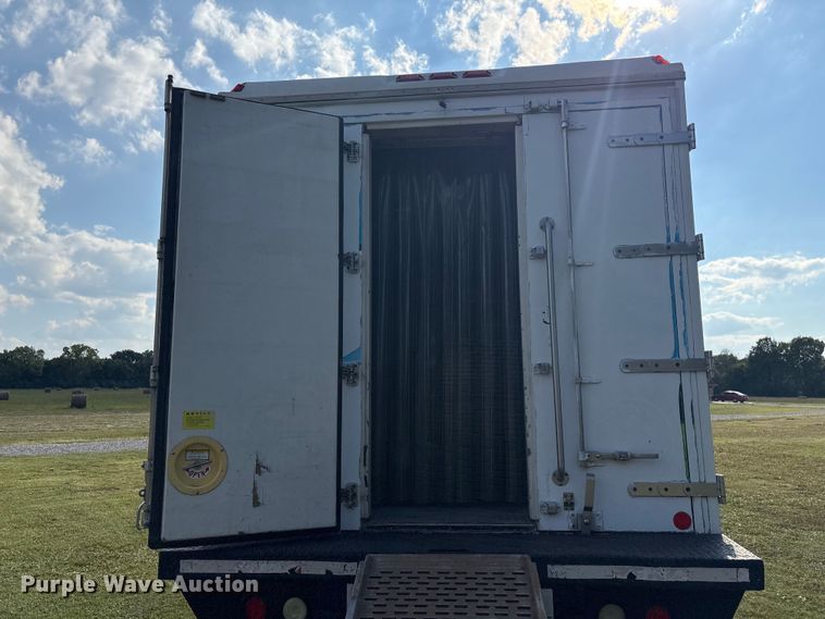 image for item EH7524 2007 Freightliner Business Class M2 refrigerated truck