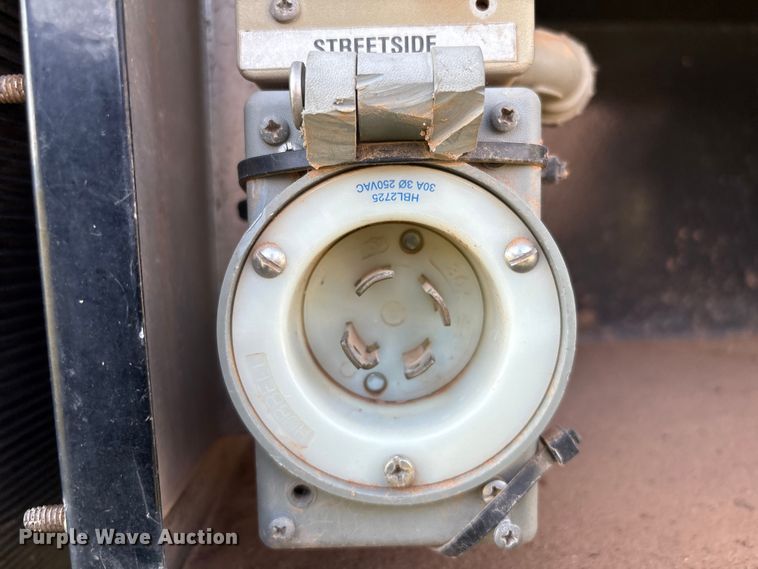 image for item EH7524 2007 Freightliner Business Class M2 refrigerated truck