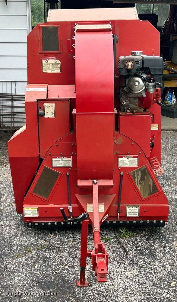 image for item EK8038 Agrimetal Collector 4420 leaf vacuum