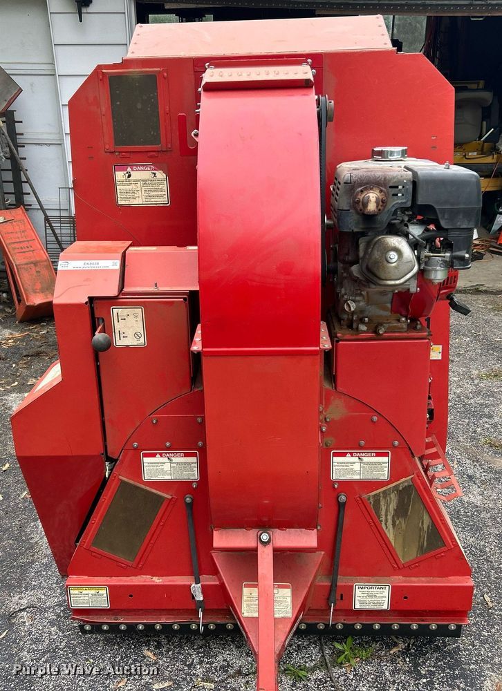 image for item EK8038 Agrimetal Collector 4420 leaf vacuum