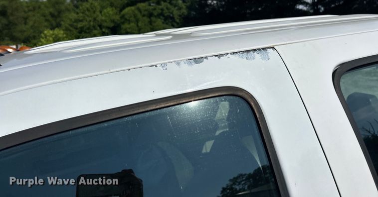 image for item EK8413 2009 Ford F550 Crew Cab truck cab and chassis