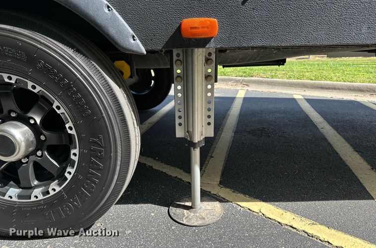 image for item EL5493 2017 Keystone Fuzion Chrome toy hauler camper