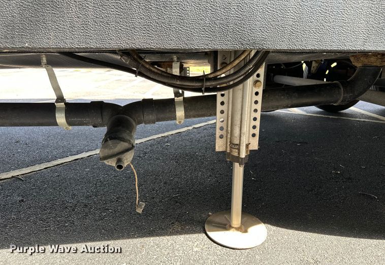 image for item EL5493 2017 Keystone Fuzion Chrome toy hauler camper