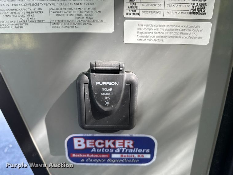 image for item EL5493 2017 Keystone Fuzion Chrome toy hauler camper