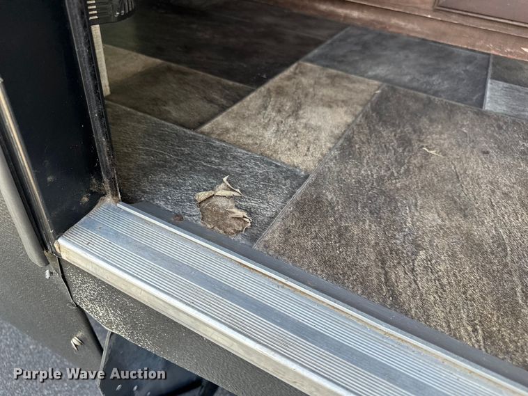 image for item EL5493 2017 Keystone Fuzion Chrome toy hauler camper