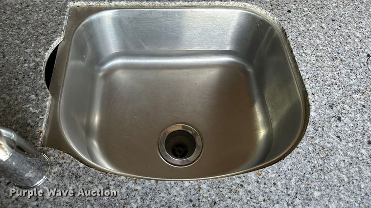 image for item EL5493 2017 Keystone Fuzion Chrome toy hauler camper