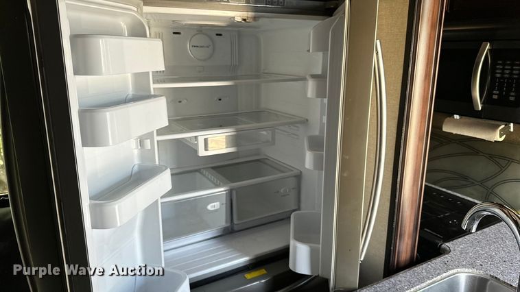 image for item EL5493 2017 Keystone Fuzion Chrome toy hauler camper