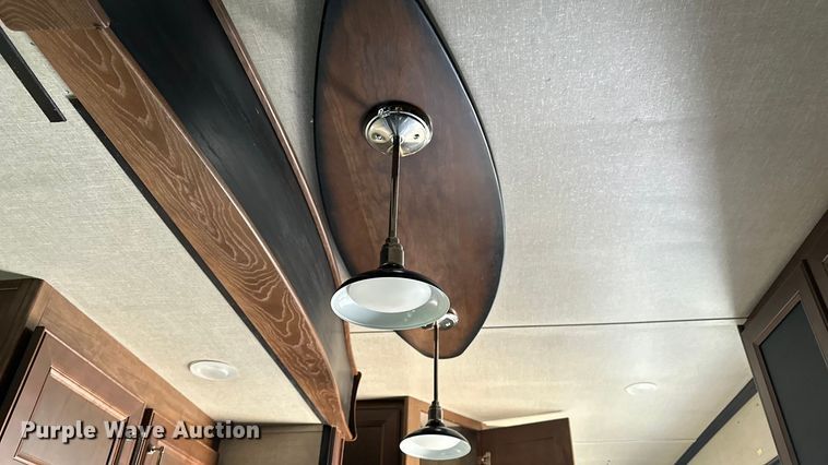 image for item EL5493 2017 Keystone Fuzion Chrome toy hauler camper