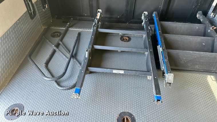 image for item EL5493 2017 Keystone Fuzion Chrome toy hauler camper