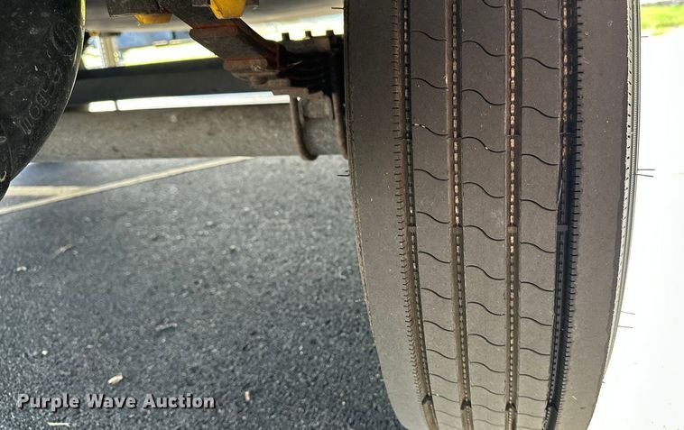 image for item EL5493 2017 Keystone Fuzion Chrome toy hauler camper