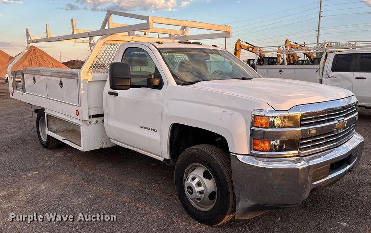 image for item EL6101 2017 Chevrolet Silverado 3500HD utility bed pickup truck