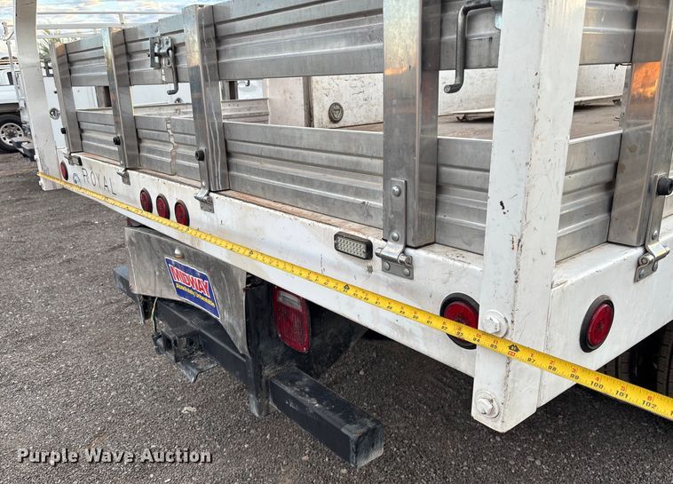 image for item EL6101 2017 Chevrolet Silverado 3500HD utility bed pickup truck