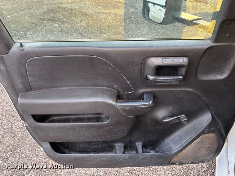 image for item EL6101 2017 Chevrolet Silverado 3500HD utility bed pickup truck