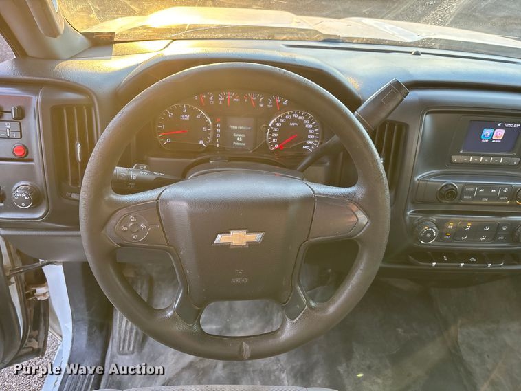 image for item EL6101 2017 Chevrolet Silverado 3500HD utility bed pickup truck