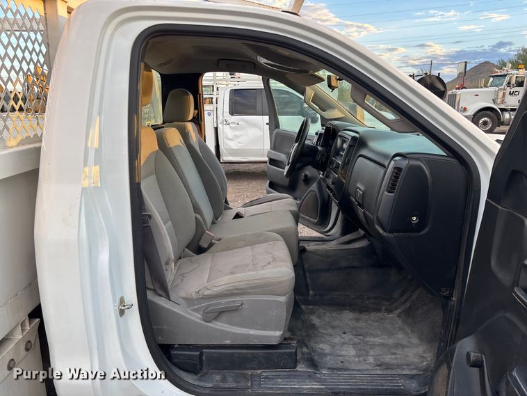 image for item EL6101 2017 Chevrolet Silverado 3500HD utility bed pickup truck