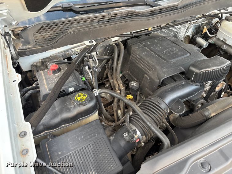 image for item EL6101 2017 Chevrolet Silverado 3500HD utility bed pickup truck