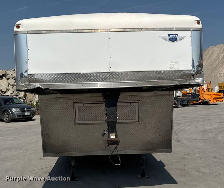 image for item EM2349 2017 MTI MTGN8.5/32TA4 enclosed cargo trailer