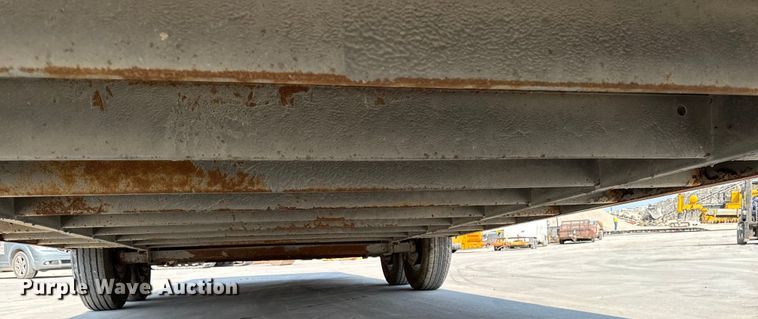 image for item EM2349 2017 MTI MTGN8.5/32TA4 enclosed cargo trailer