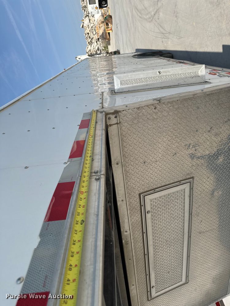 image for item EM2349 2017 MTI MTGN8.5/32TA4 enclosed cargo trailer