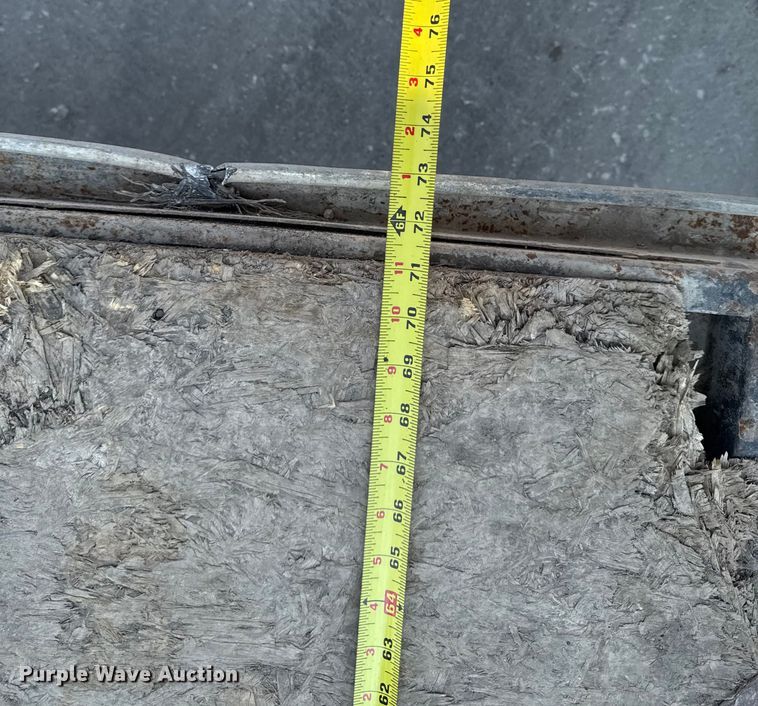 image for item EM2349 2017 MTI MTGN8.5/32TA4 enclosed cargo trailer