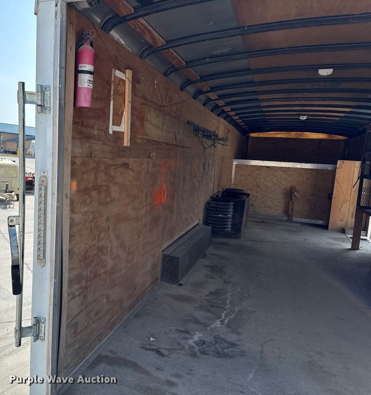 image for item EM2349 2017 MTI MTGN8.5/32TA4 enclosed cargo trailer