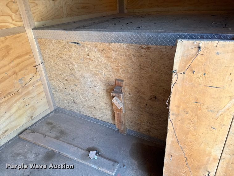 image for item EM2349 2017 MTI MTGN8.5/32TA4 enclosed cargo trailer