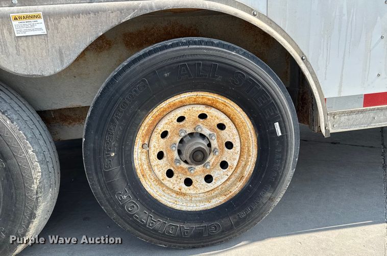 image for item EM2349 2017 MTI MTGN8.5/32TA4 enclosed cargo trailer