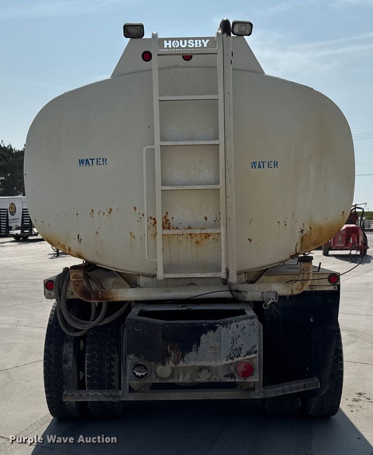 image for item EM2354 1999 International 5000 water truck