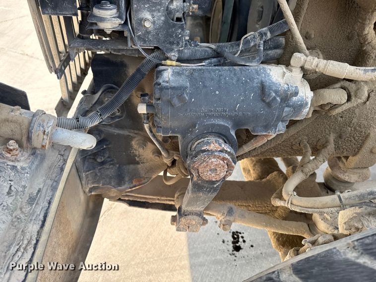 image for item EM2354 1999 International 5000 water truck