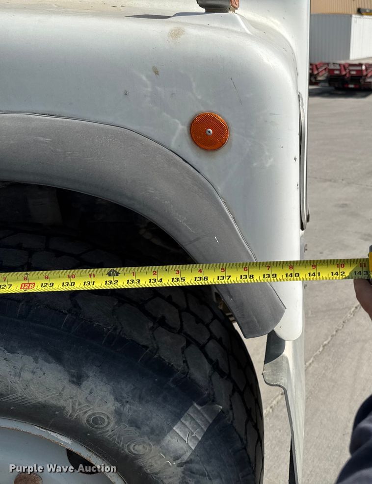 image for item EM2354 1999 International 5000 water truck