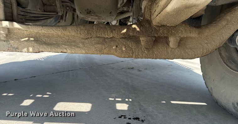 image for item EM2354 1999 International 5000 water truck