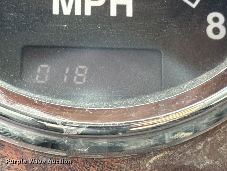 image for item EM2354 1999 International 5000 water truck