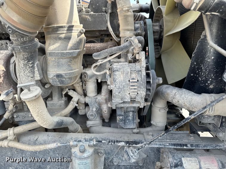 image for item EM2354 1999 International 5000 water truck