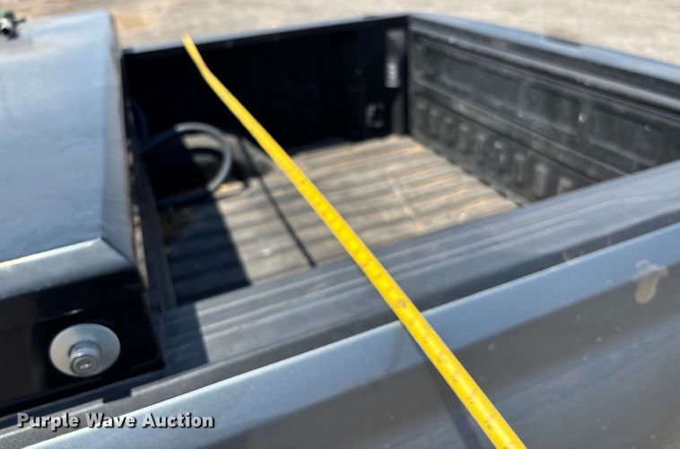 image for item EM5060 2024 Chevrolet Silverado 2500HD Crew Cab pickup truck