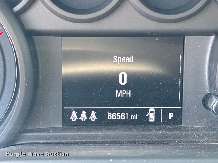 image for item EM5060 2024 Chevrolet Silverado 2500HD Crew Cab pickup truck