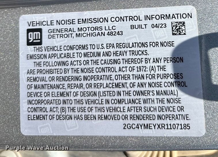 image for item EM5060 2024 Chevrolet Silverado 2500HD Crew Cab pickup truck