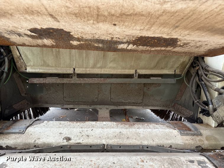 image for item EM6044 Elgin Pelican NP street sweeper