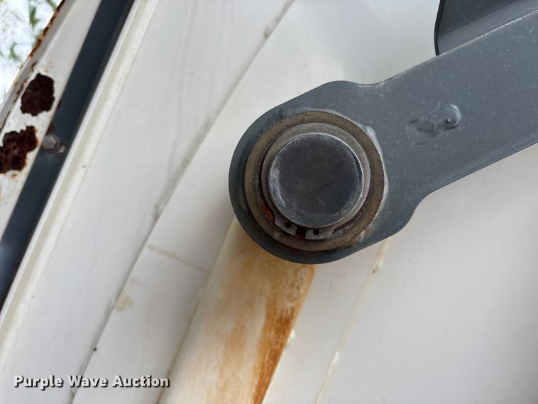 image for item EM6044 Elgin Pelican NP street sweeper