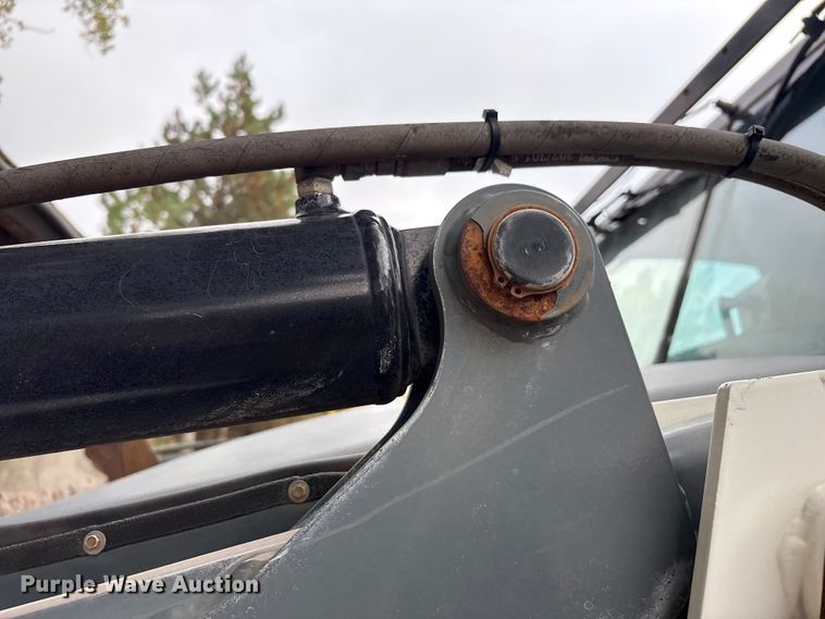 image for item EM6044 Elgin Pelican NP street sweeper