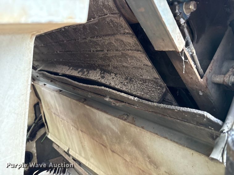 image for item EM6044 Elgin Pelican NP street sweeper