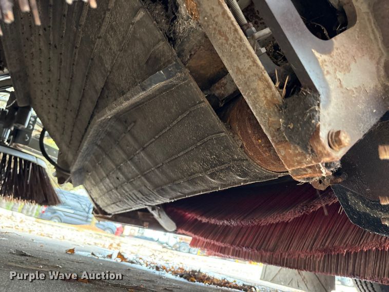 image for item EM6044 Elgin Pelican NP street sweeper